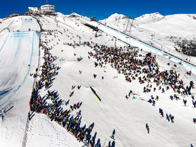 LAAX OPEN presented by Zalando brings together the cr&egrave;me de la cr&egrave;me of freestyle snowboarding and freeskiing contest riders