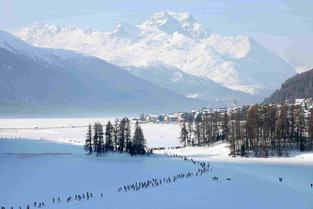 Relive the Highlights of the second largest cross-country skiing event in the world: Engadin Skimarathon 2025