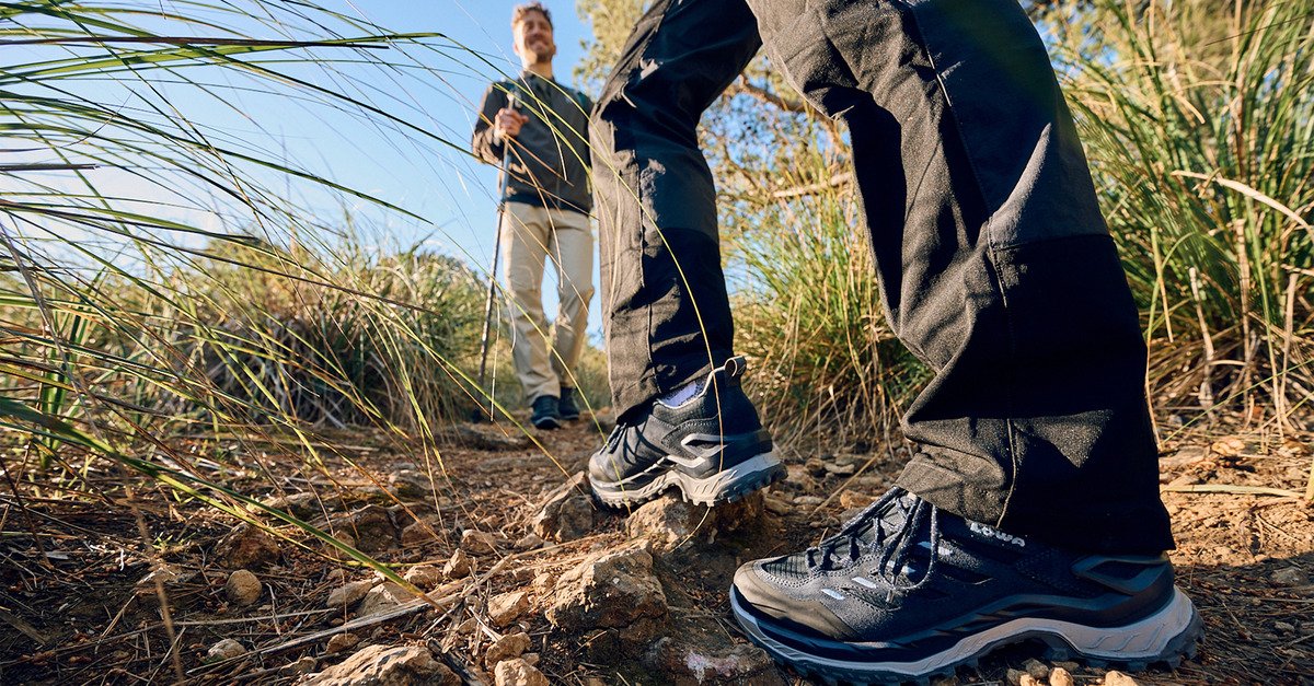 Chaussures de randonnée Lowa Innovo GTX mid