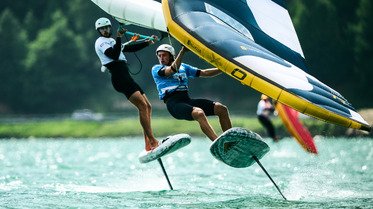 Ghio (FRA) and Spanu (ITA) rise to the challenge at day 4 of Ensis EngadinWing