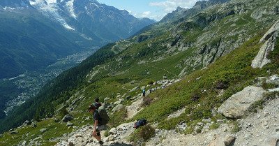 L&rsquo;UTMB : plus qu&rsquo;une course, une aventure humaine et collective