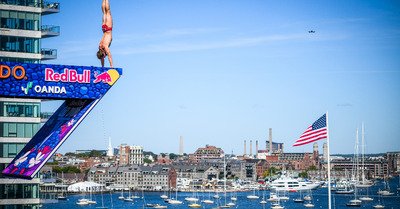 Red Bull Cliff Diving World Series 2025 - Boston (USA) - Winning Dive (Men)
