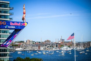 Red Bull Cliff Diving World Series 2025 - Boston (USA) - Winning Dive (Men)
