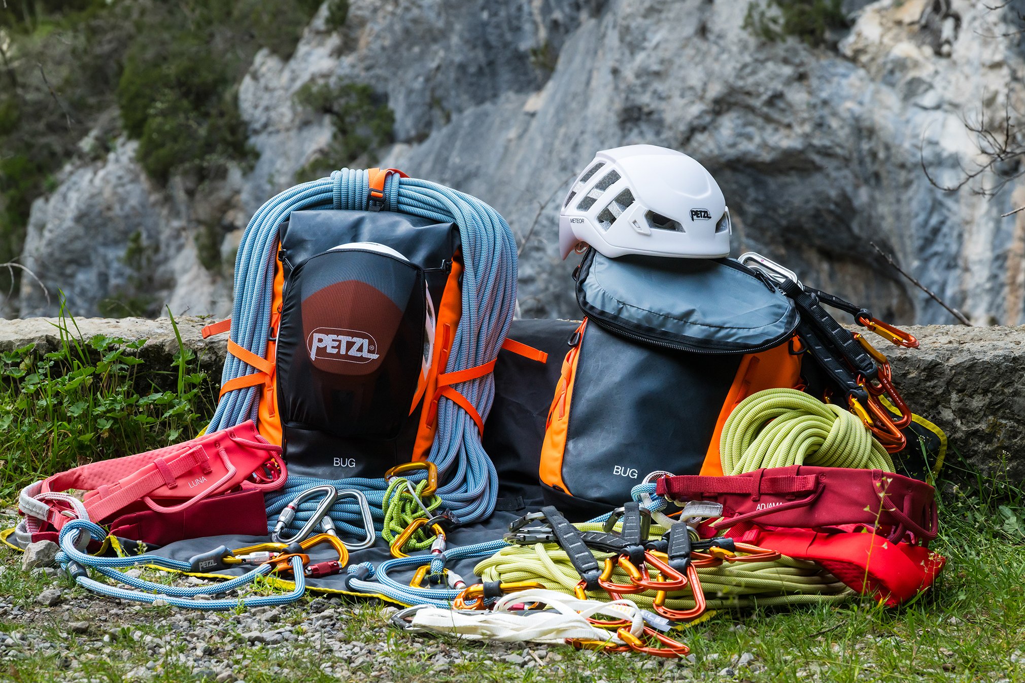 Petzl Bug – Sac à Dos D’escalade, 12L, Rouge, Pour Grimpeurs Exigeants