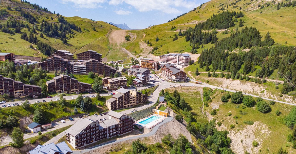 Auris-en-Oisans, un balcon face aux Ecrins&nbsp;