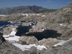Lac Cornu et Lacs Noirs