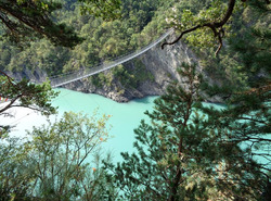 Les passerelles du Lac de Monteynard