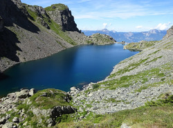 Lacs du Dom&eacute;non et Croix de Belledonne