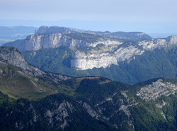 La Tournette par le Chalet d&#039;Aulp