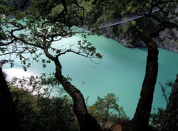 Passerelles du lac de Monteynard-Avignonet