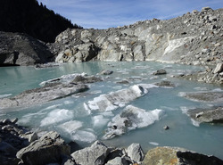 Le lac du Glacier des Bossons