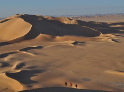 Trek tadrart rouge Sahara djanet Algérie 