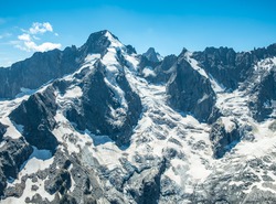 Mont Dolent depuis la Suisse